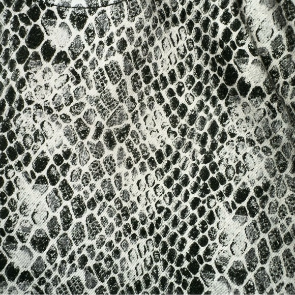 AG Adriano Goldschmied The Mari High Rise Straight Snake Print Pants Size 26R - Picture 3 of 12